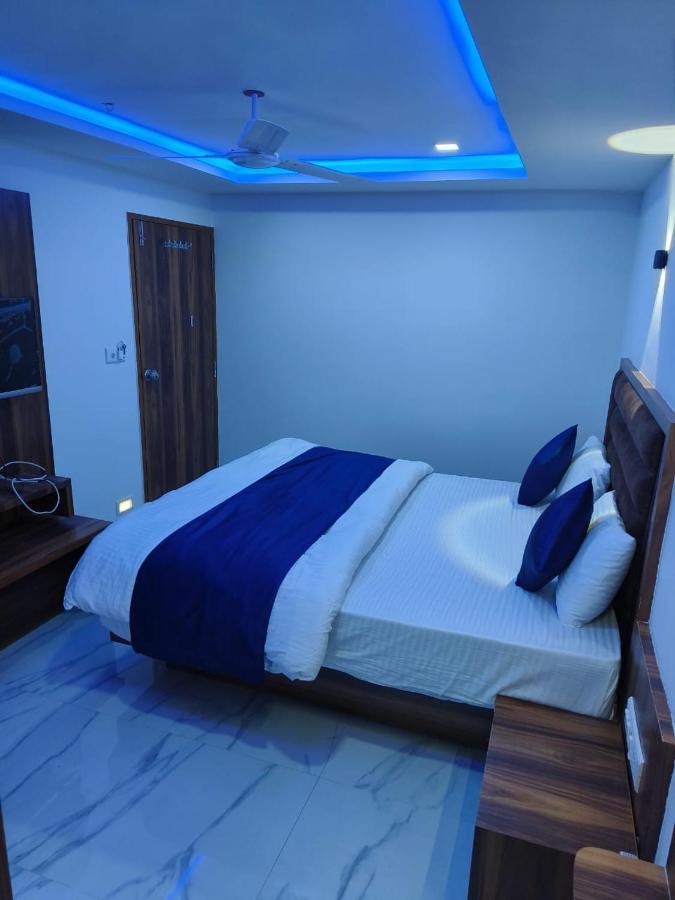 Hotel Ozone,Αχμπανταμπάντ Εξωτερικό φωτογραφία