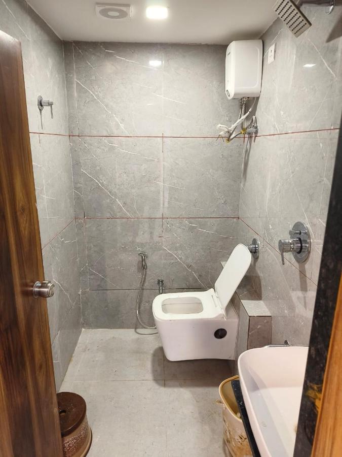 Hotel Ozone,Αχμπανταμπάντ Εξωτερικό φωτογραφία