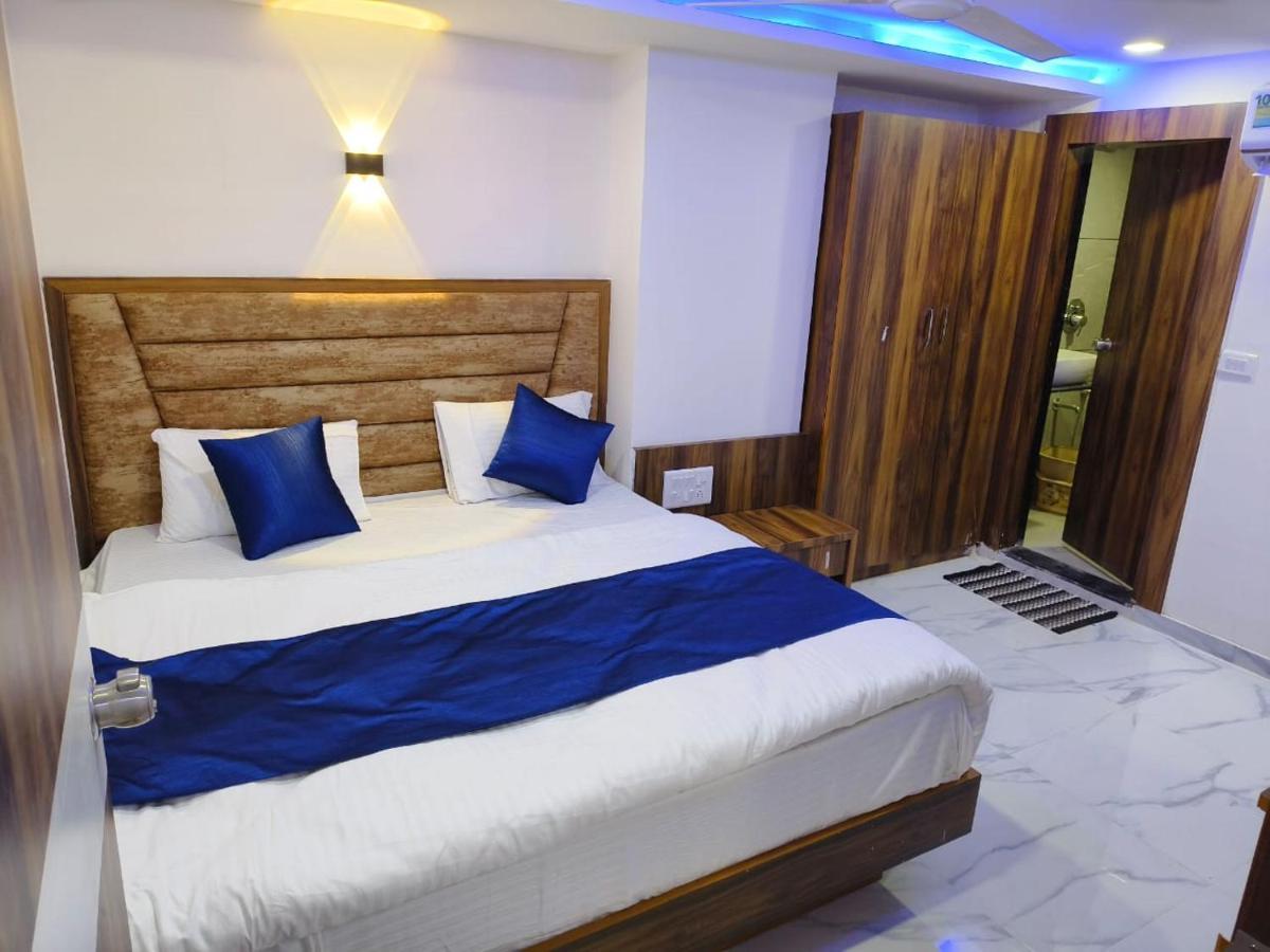 Hotel Ozone,Αχμπανταμπάντ Εξωτερικό φωτογραφία